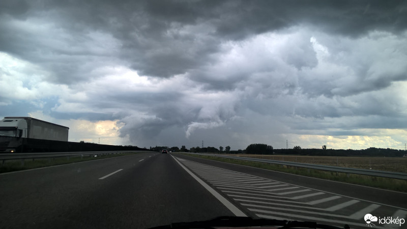 Észlelési fényképek