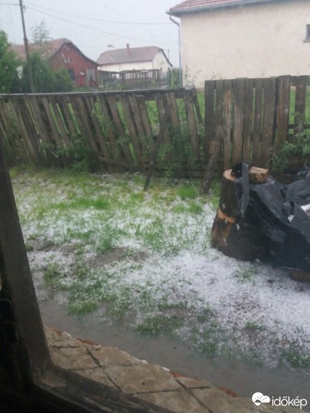 Észlelési fényképek