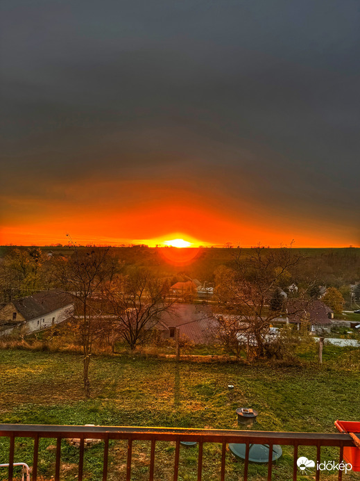 Őszi naplemente 