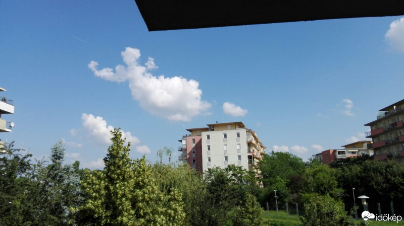 Észlelési fényképek