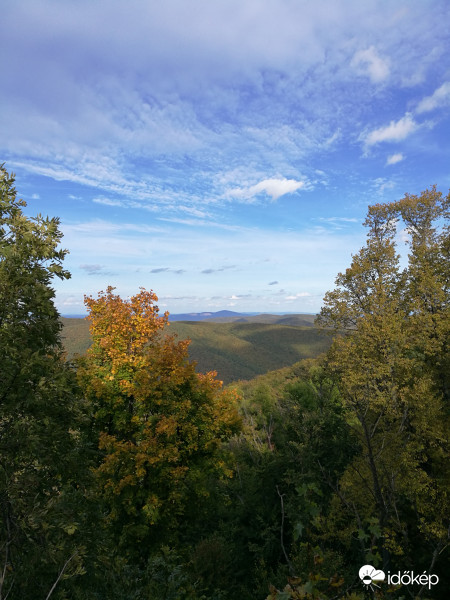 Felhők árnyékában