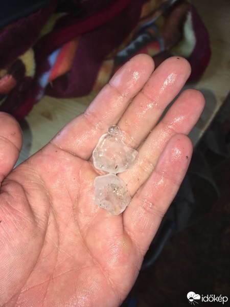 Észlelési fényképek