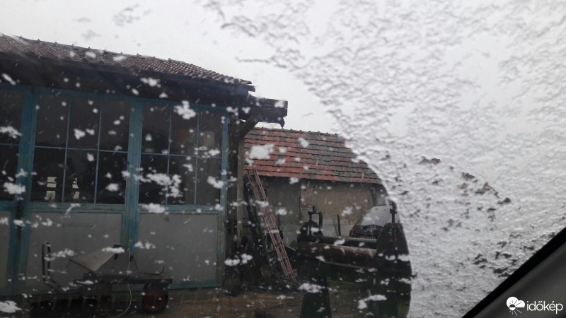 Észlelési fényképek