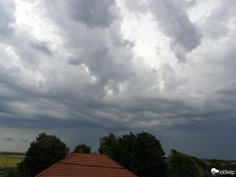 Észlelési fényképek