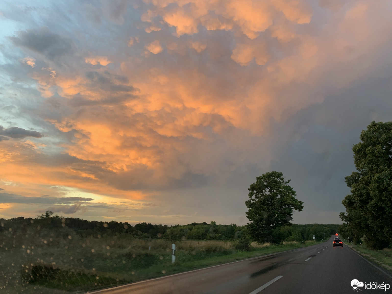 Észlelési fényképek