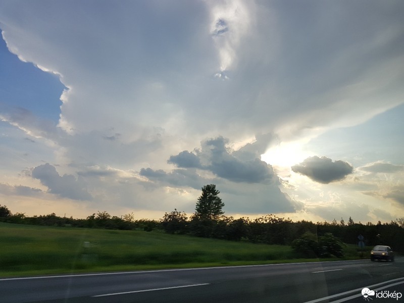 Észlelési fényképek