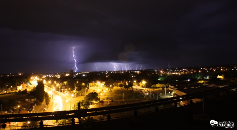 Észlelési fényképek