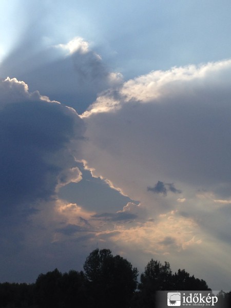 Észlelési fényképek