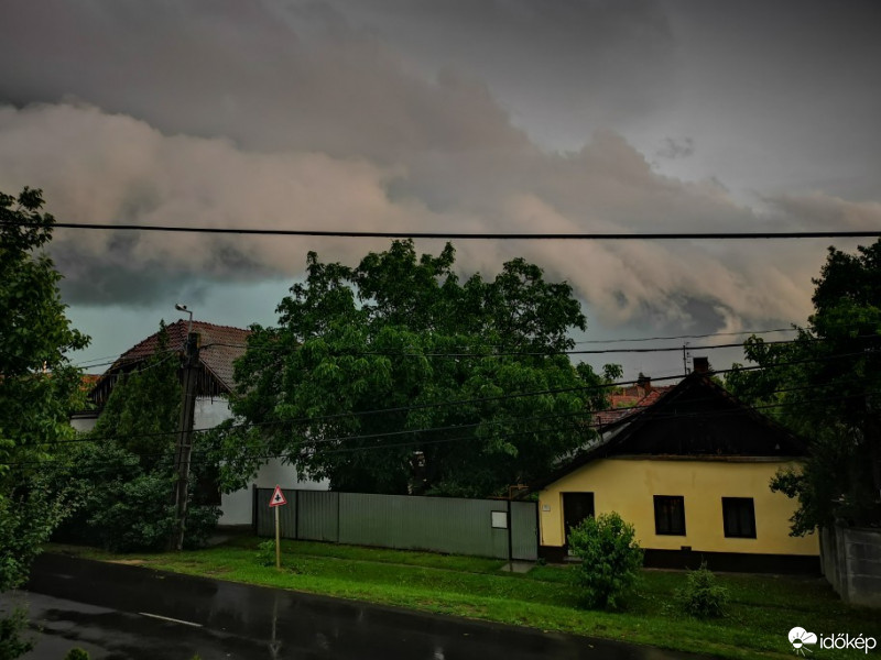 Észlelési fényképek