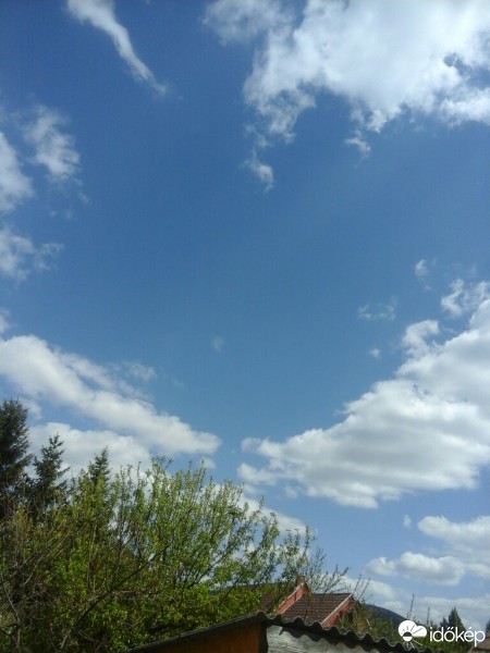 Észlelési fényképek