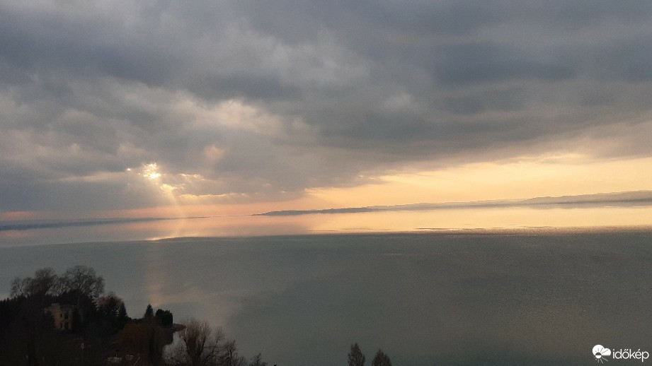 Balatonvilágos