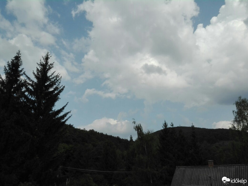 Észlelési fényképek