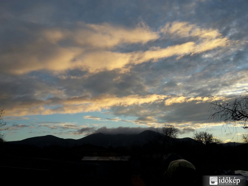 Észlelési fényképek