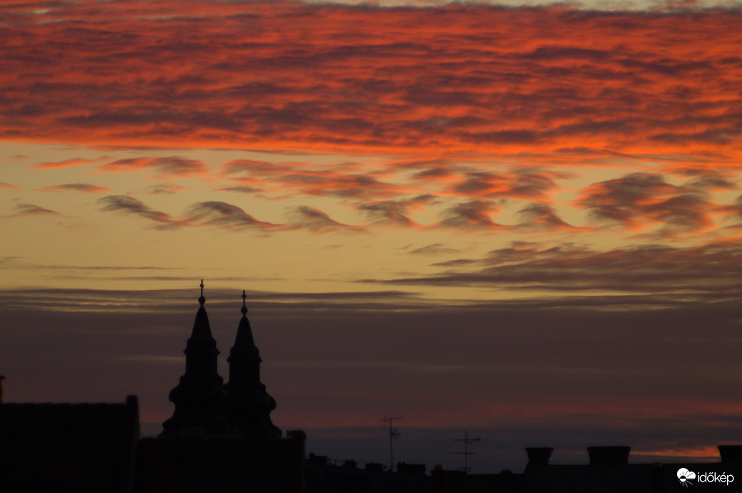 Kevin-Helmholtz felhők hajnalban