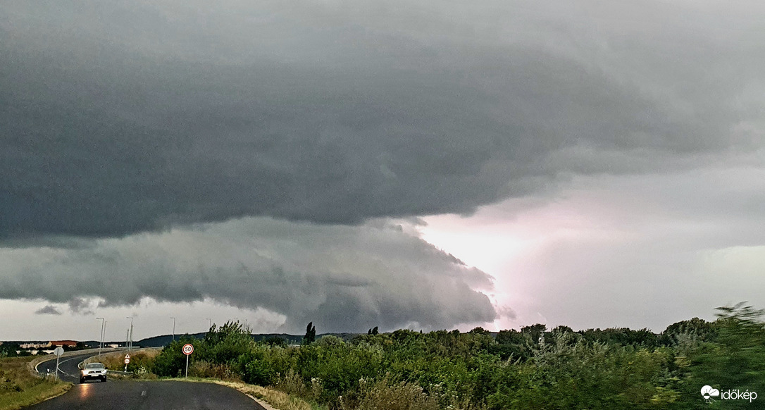 Észlelési fényképek