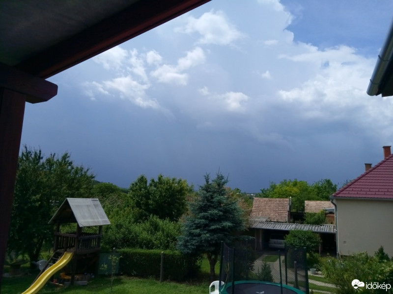 Észlelési fényképek