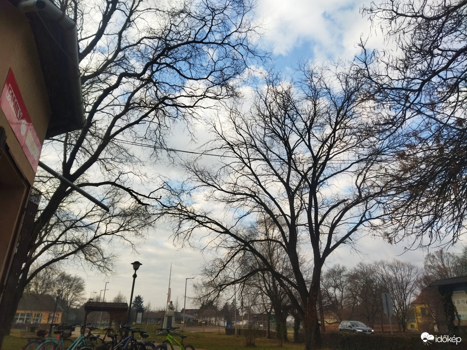 Észlelési fényképek