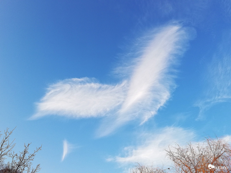 Délutáni felhő, Polgárdi 