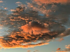 Polgárdi, felhők Naplemente után