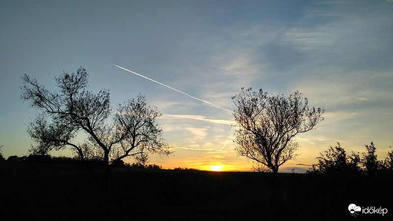 Ma így tért nyugovóra