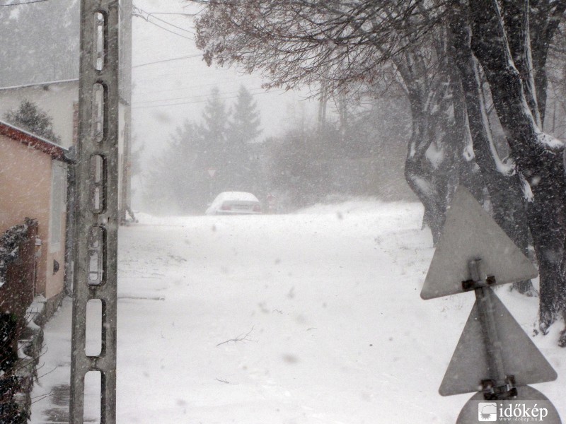 Nem köd, hó...