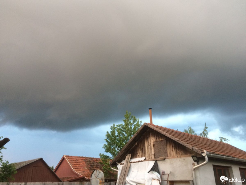 Észlelési fényképek