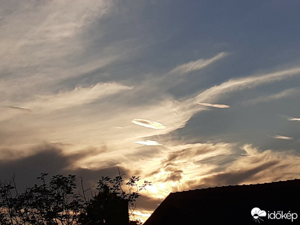 Észlelési fényképek