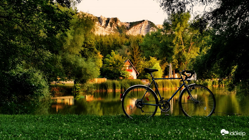 "Szeretőmmel" a Tó parton.