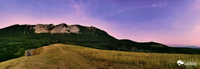 Naplementét követően