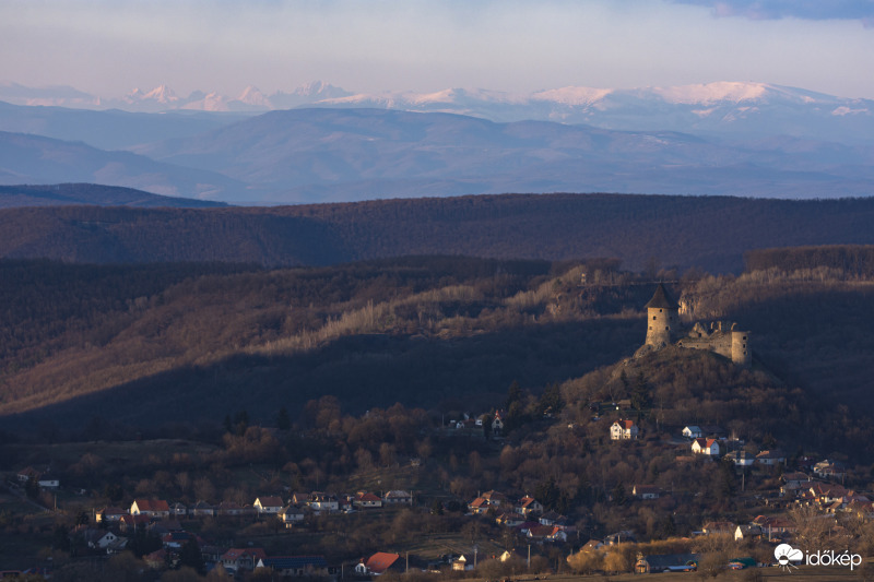 Somoskő és a Tátra