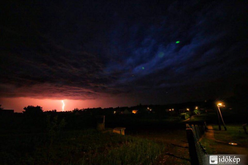 Észlelési fényképek