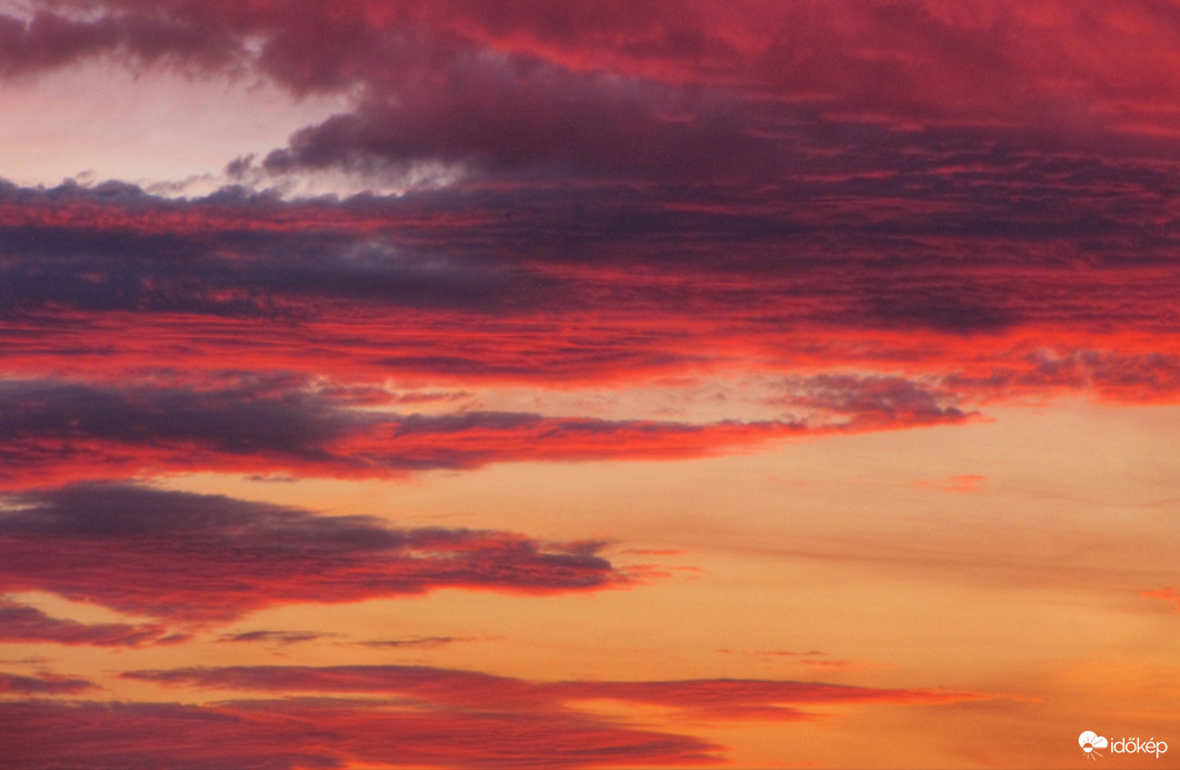 Lángolás a napnyugtában!