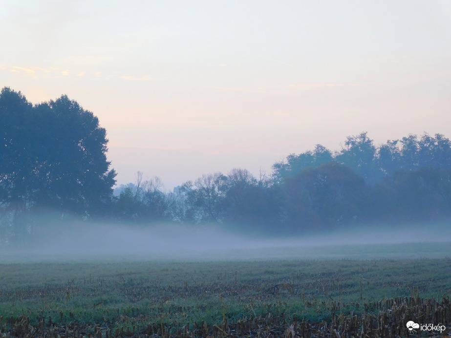 Párás, ködös ébredés 10.08