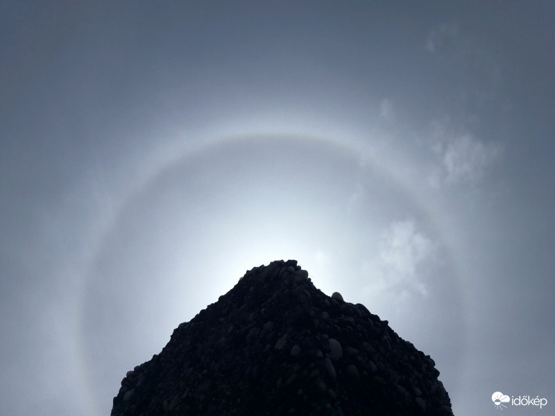 Jelenleg Császáron