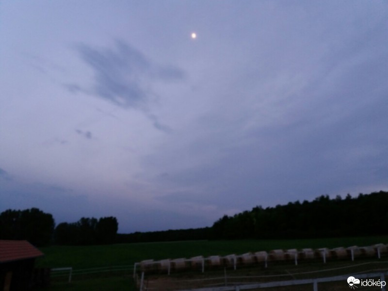 Észlelési fényképek