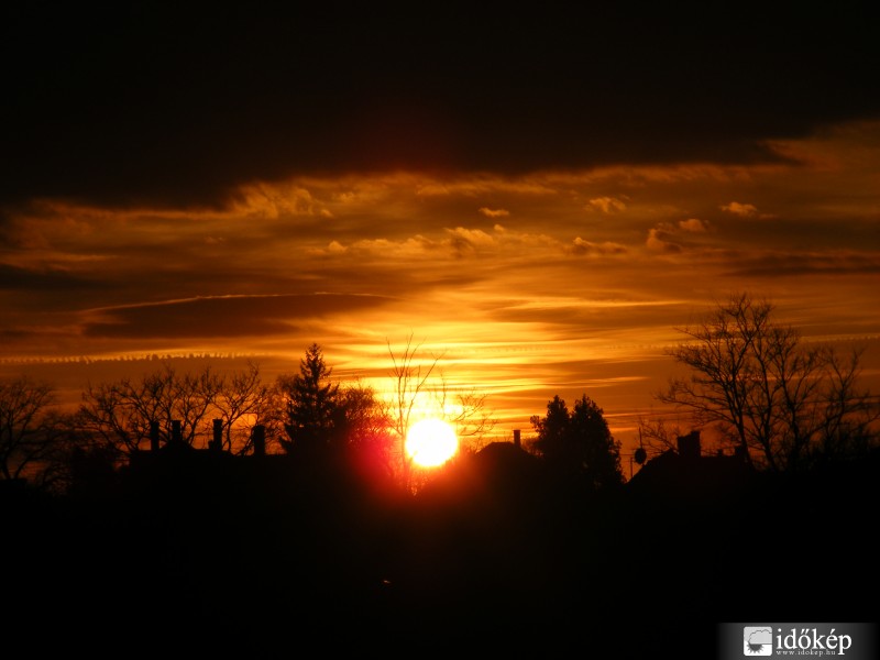 Lenyugvásra készen2