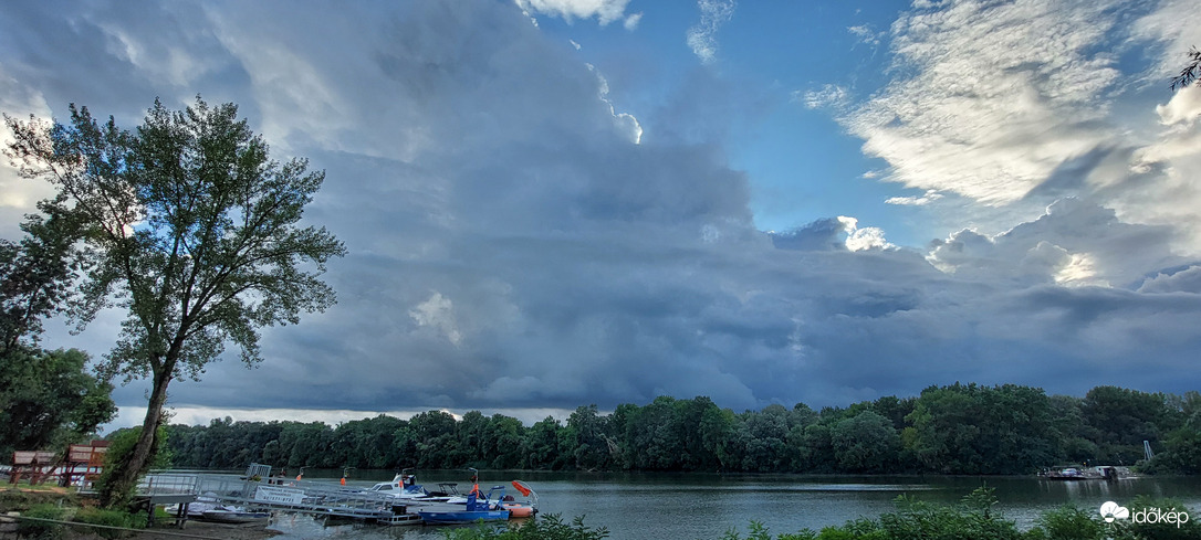 Tiszacsegei panoráma