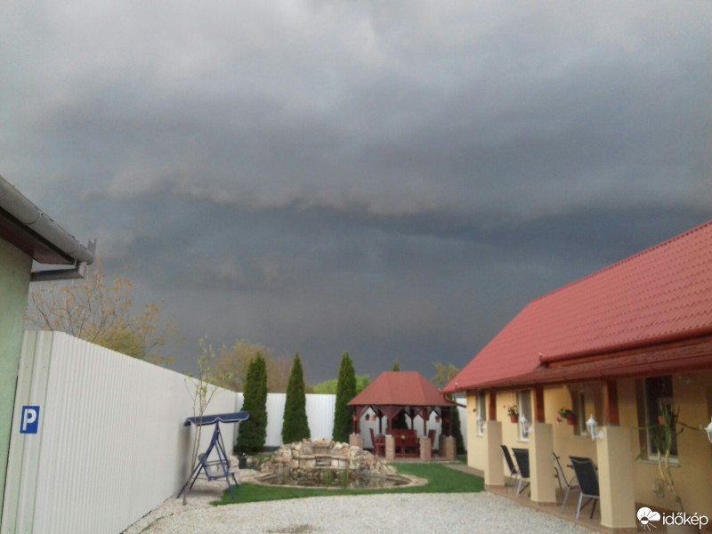 Észlelési fényképek