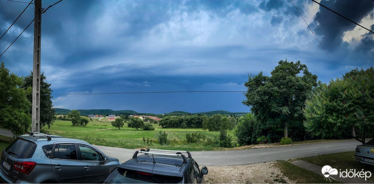 Észlelési fényképek