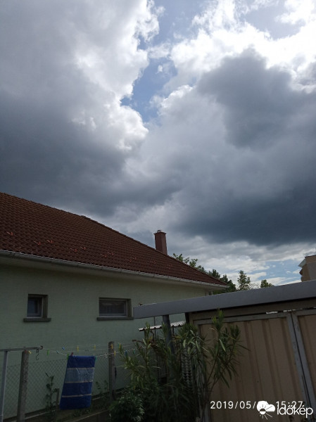 Észlelési fényképek