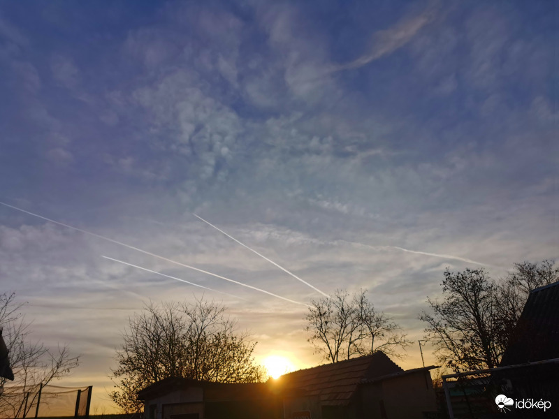 Az ami szép az reggel is szép. 