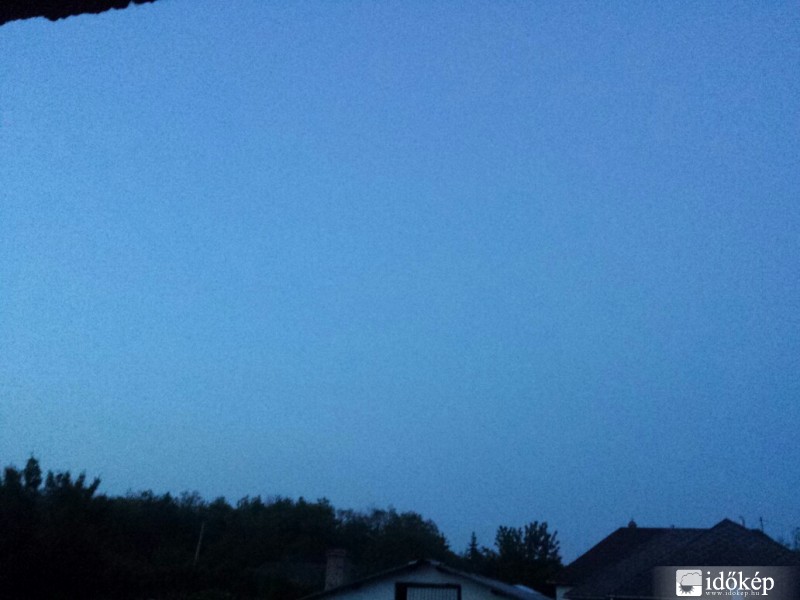 Észlelési fényképek