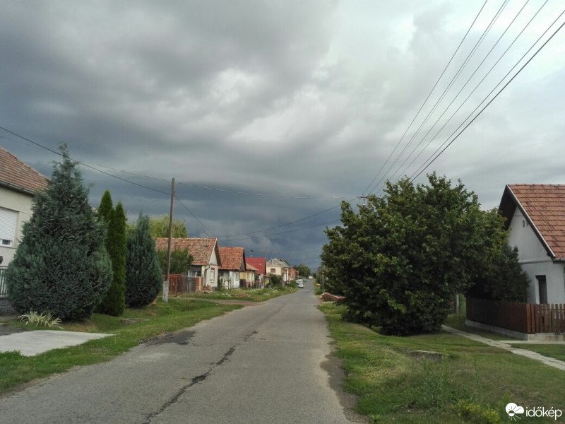 Észlelési fényképek