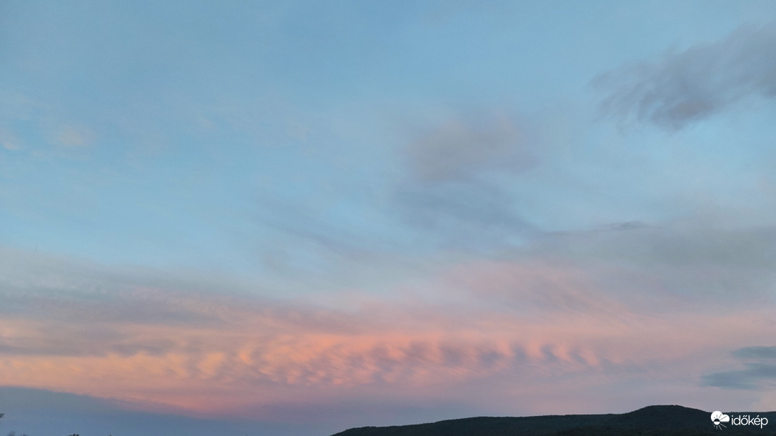 Tegnap estefelé 