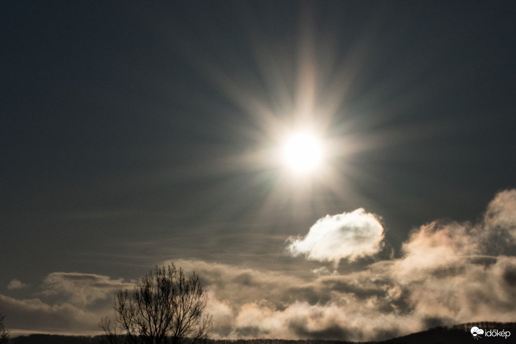 Ma reggeli absztrakt