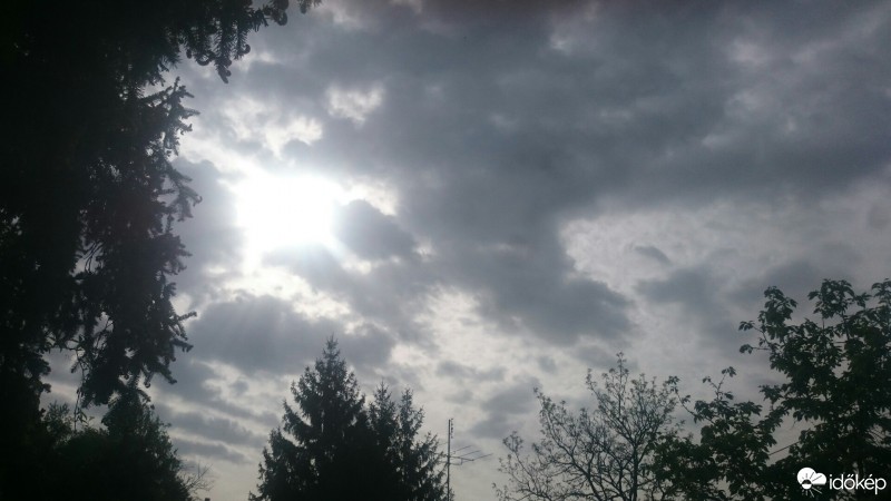 Észlelési fényképek