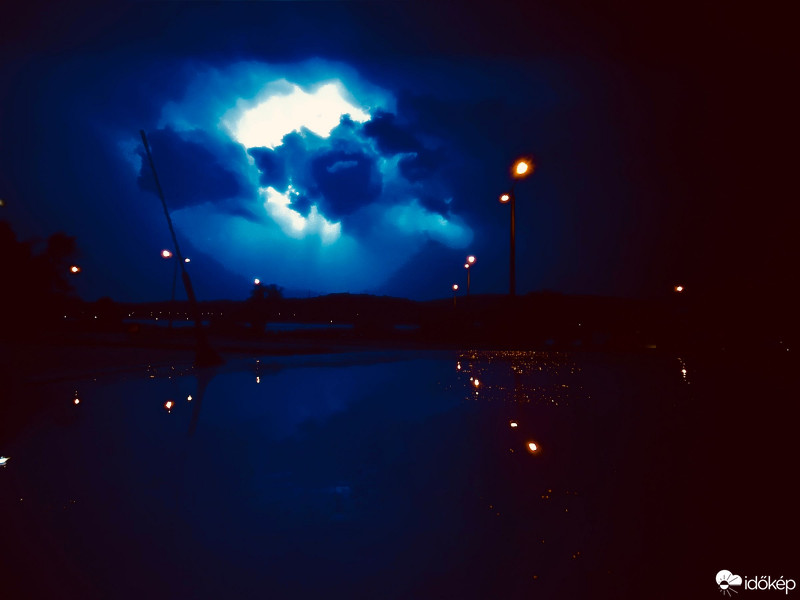 Észlelési fényképek