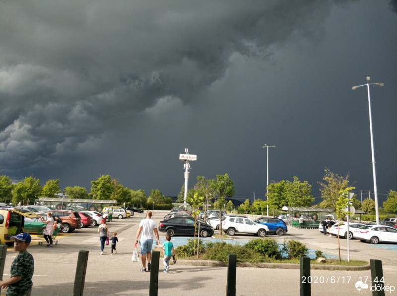 Észlelési fényképek