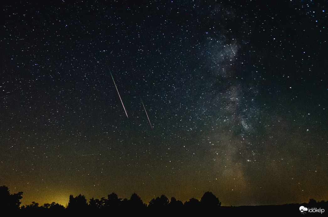 Perseidák a tejút mellett (2016)