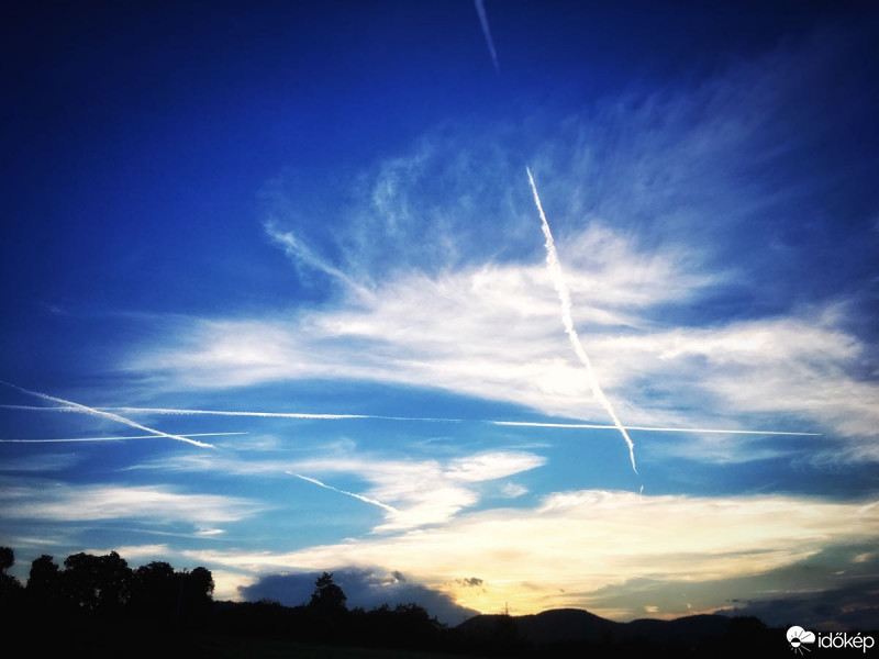 Észlelési fényképek